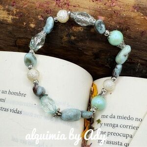 Alquimia Turquoise and Silver Gemstone Bracelet